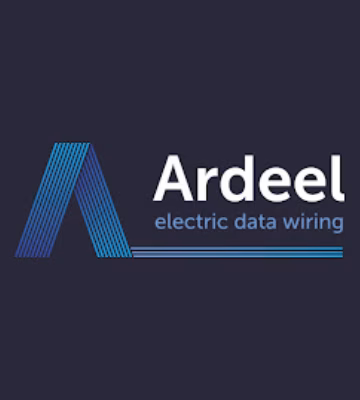 Het logo van Ardeel met woordmerk en de tagline ‘electric data wiring’.