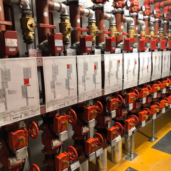 Automatische brandsprinklers voor effectieve brandbeveiliging.