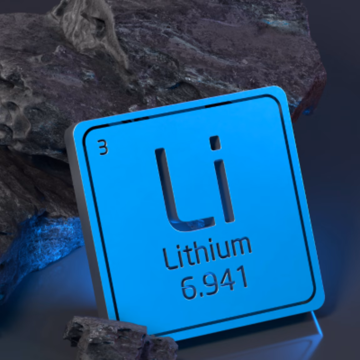 Das Symbol für Lithium wird vor einem lithiumhaltigen Rohstoff dargestellt und verdeutlicht die Themen Lithium-Batterietechnologie, Energiespeichersysteme, Batteriesicherheitstests, Produktzertifizierung, Transportvorschriften und Qualitätssicherung für wiederaufladbare Batterien.